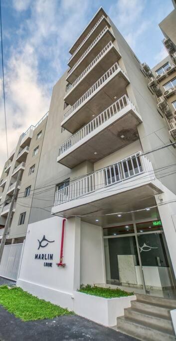 A Estrenar! Apartamento Con Pileta Zona Aeropuerto Wifi 200Mg Asuncion Extérieur photo